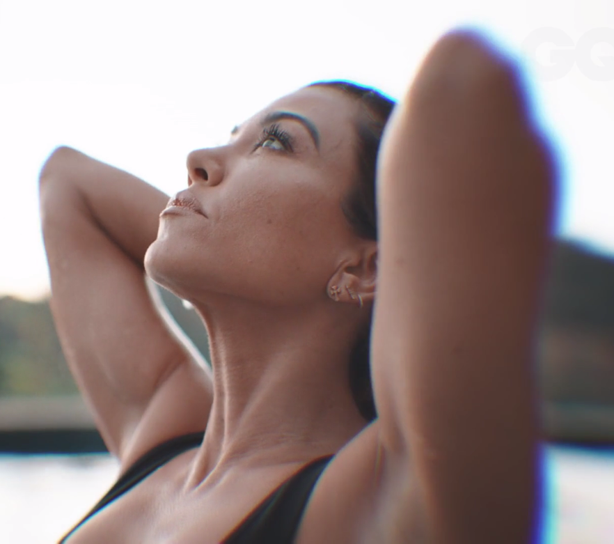 Celebrating Authenticity: Kourtney Kardashian's Embrace of Postpartum Realness