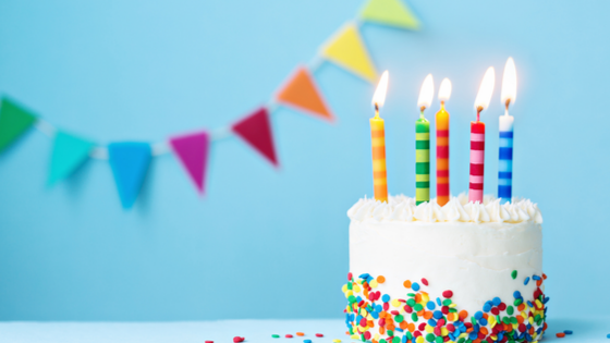 [PREGGO LEGGINGS TURNS 5 | GIVEAWAY] - [Birthday Cake]