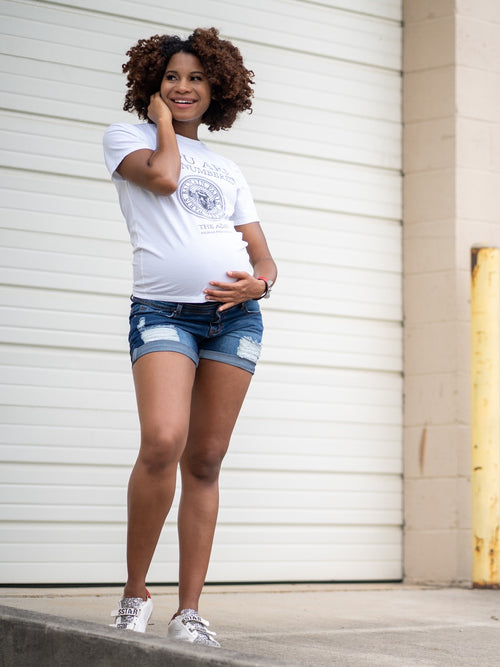 [Chelsea Maternity Jean Shorts] - [Lifestyle Front View]