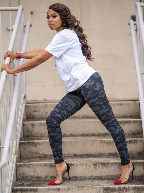 [Snapback™ Postpartum Leggings - Black Camo] - [Lifestyle Shot Side View]